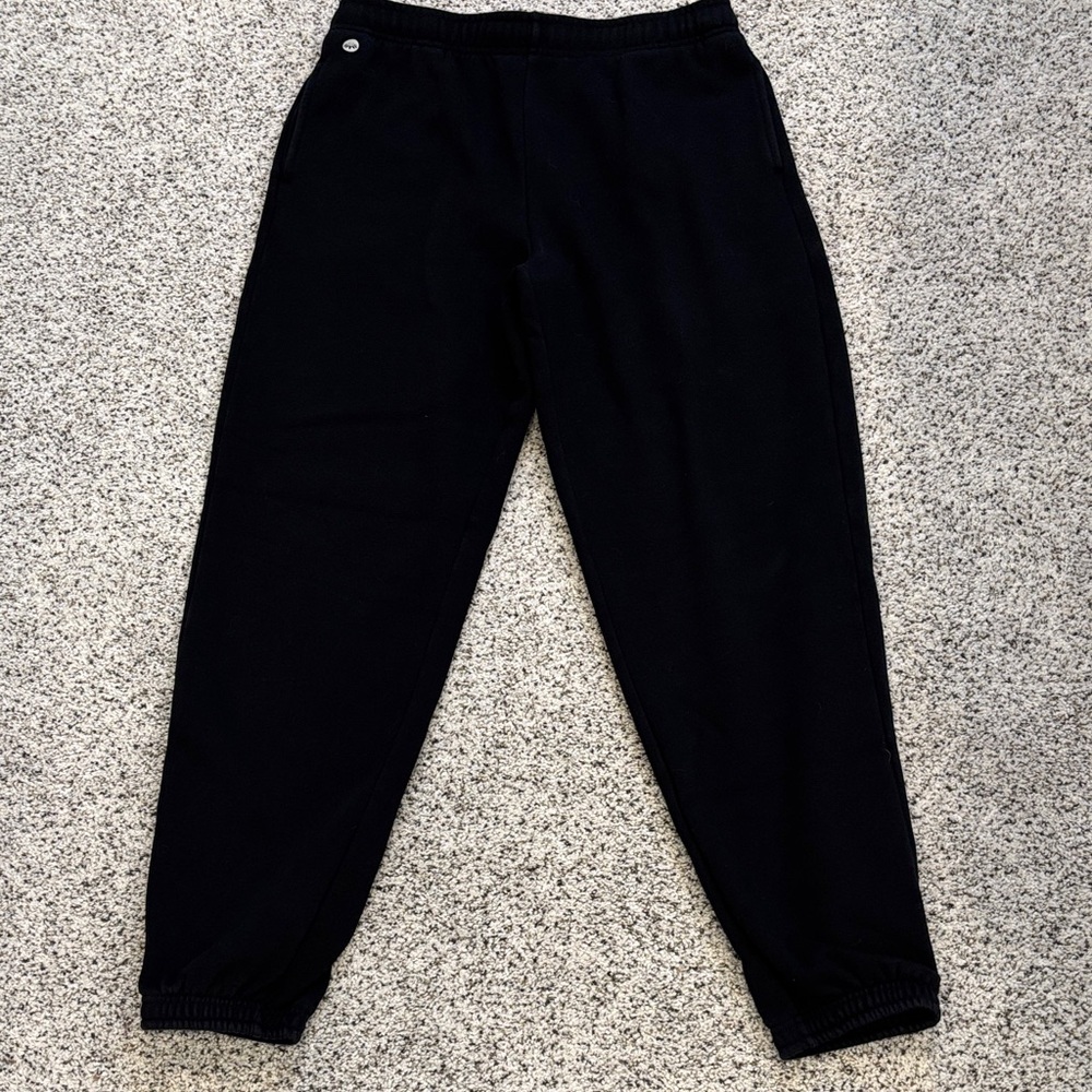 Senita Athletics Black sweatpants, size medium.